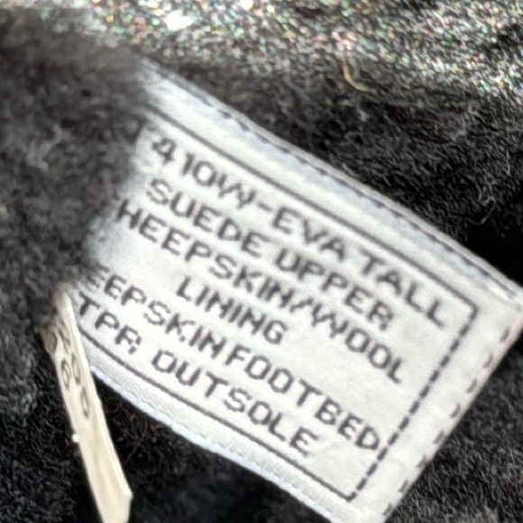 BEARPAW Women's Eva Tall Boot Black‎ Suede Sheepskin Lined Size 9
Pre Owned 
GUC - Picture 8 of 11